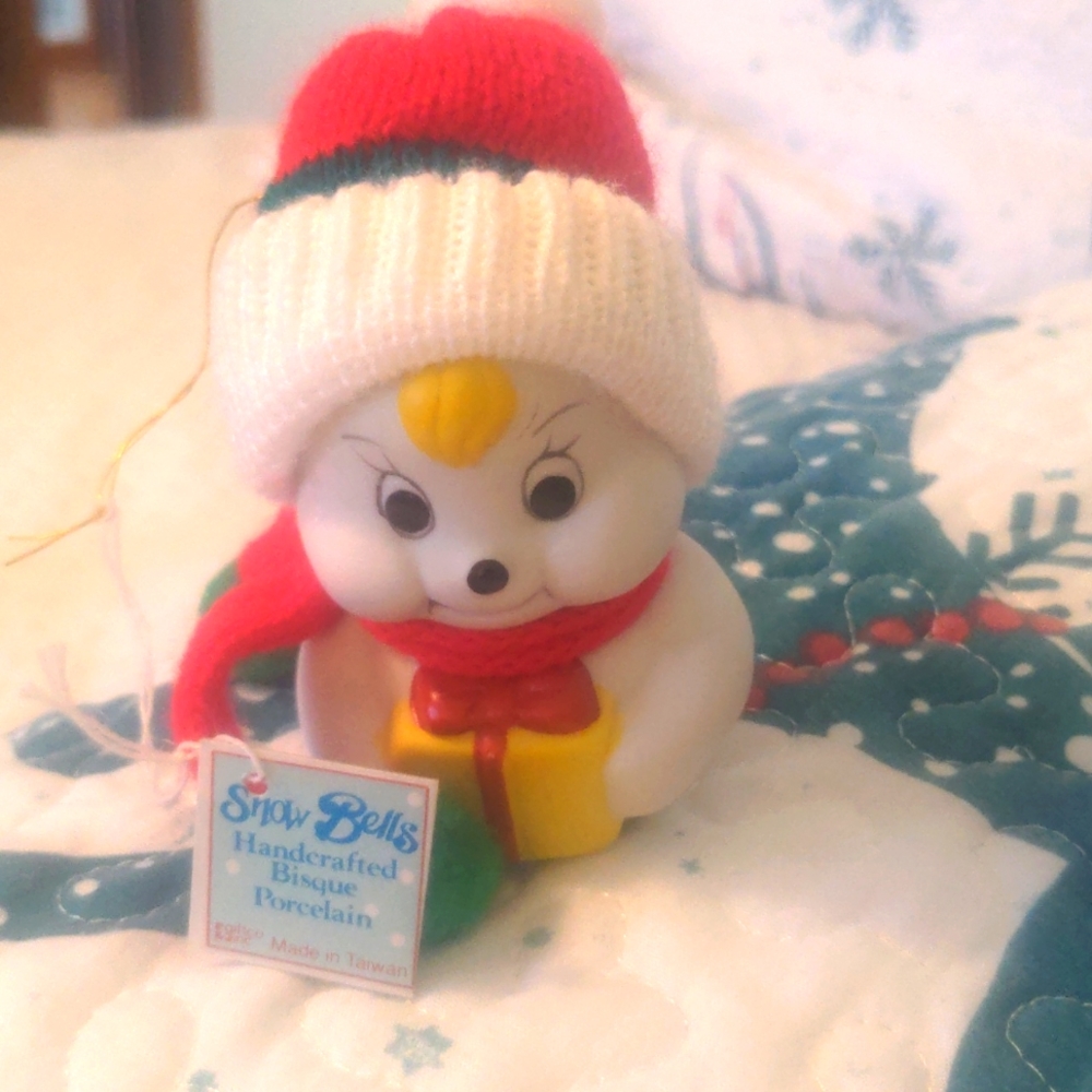 NWT Snow Bells vintage snowman ornament